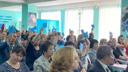 Профсоюз учителей объявил войну управлению образования Карагандинской области