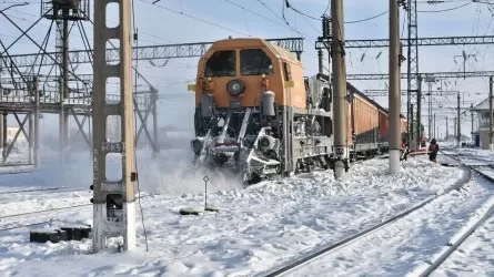 Железнодорожники в РК за сутки убрали 46 тысяч кубометров снега