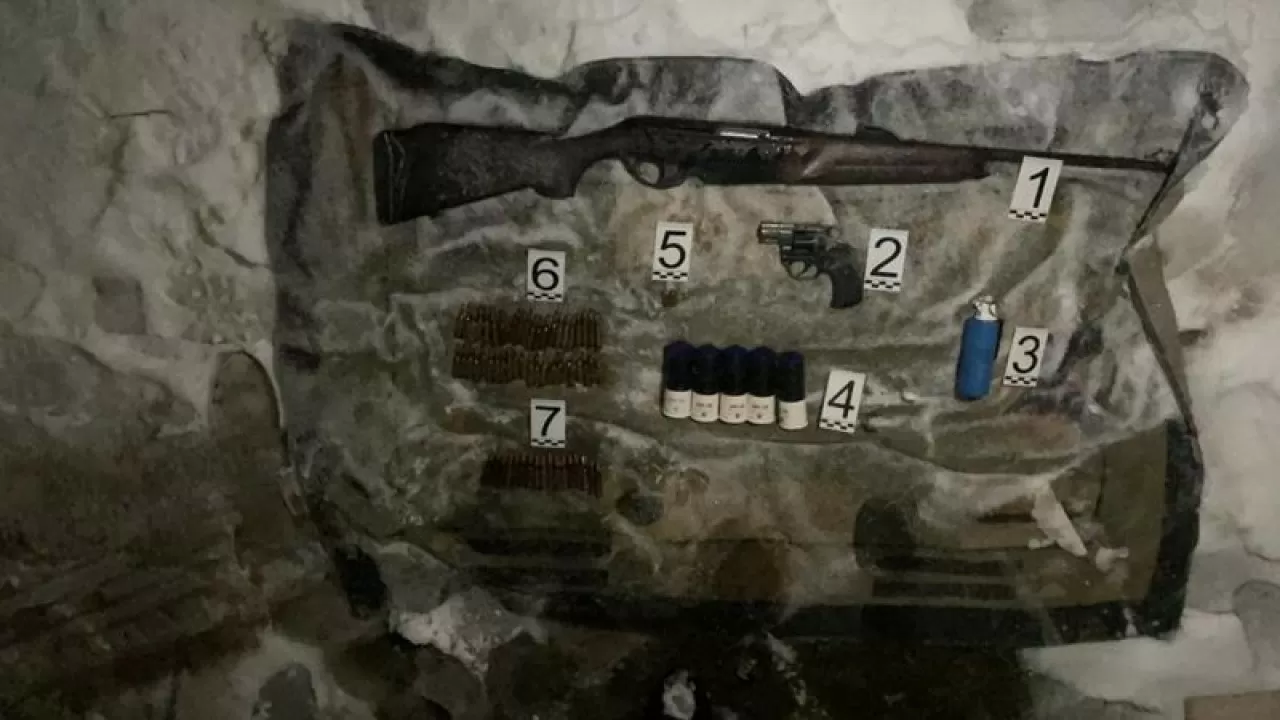 Два схрона огнестрельного оружия нашли в Таразе