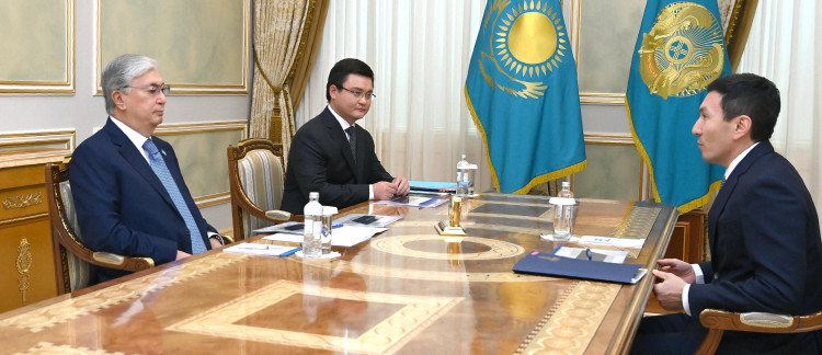 Токаев дал поручения по проведению народного IPO компаний фонда "Самрук-Казына"