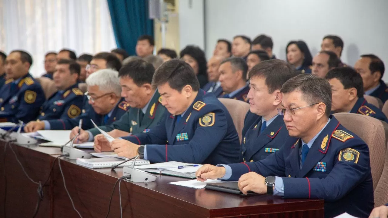 ІІМ министрі мектептердегі қауіпсіздікті бақылауды күшейтуге баса назар аударды