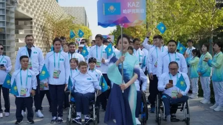 На азиатских Параиграх в Ханчжоу прошла торжественная церемония поднятия флага Казахстана