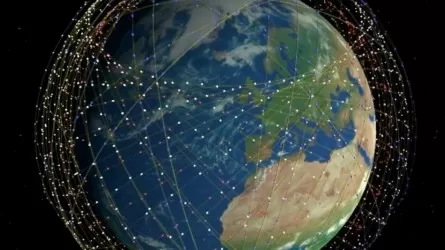 Компания SpaceX на орбиту вывела еще одну группу интернет-спутников Starlink