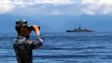 Китай направил на Ближний Восток военные корабли