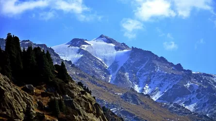 Массовое восхождение на гору Казахстан организуют в честь Дня Республики в Усть-Каменогорске