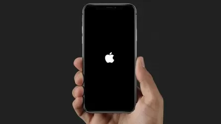 У многих пользователей iPhone телефоны начали выключаться по ночам