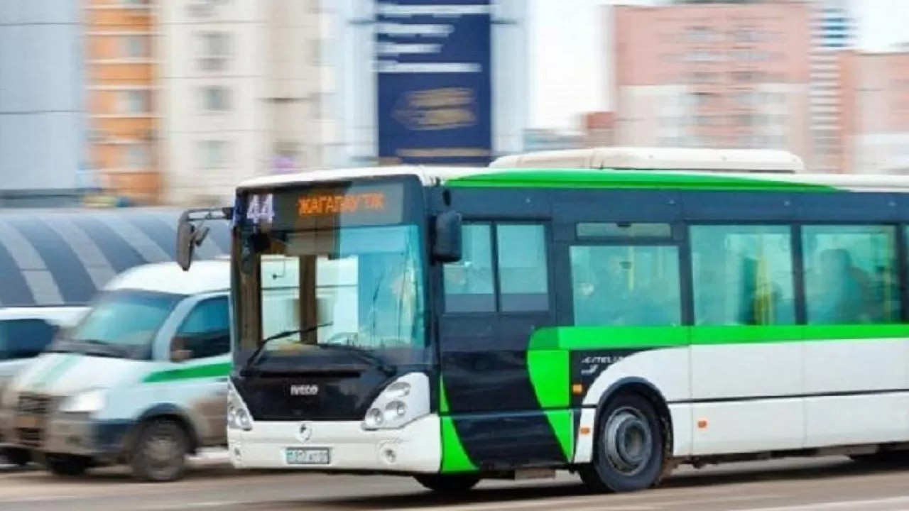 Власти Павлодара рассматривают возможность аннулирования контракта с транспортной компанией