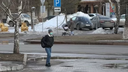 Дождь в конце ноября принес в Павлодар гололед