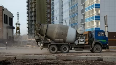 Астанада автобус жүк көлігімен соқтығысты