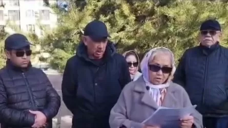 Бішкекте экс-президент Құрманбек Бакиевтің елге келуіне қарсы митинг өтуде