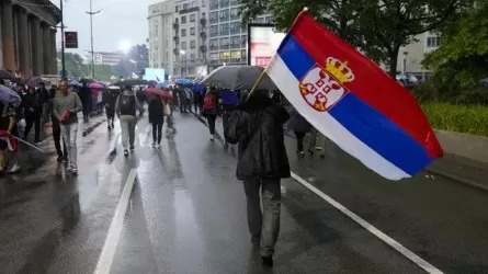 Избирком Сербии отклонил десятки жалоб оппозиции на парламентские выборы