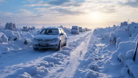 Участки дорог закрыли в двух областях Казахстана