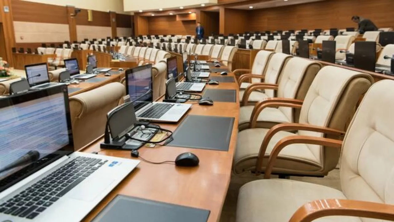 Елімізде 14 мың азамат депутат болғысы келеді