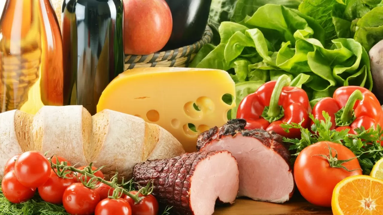 Что в Павлодарской области делают для сдерживания цен на продукты питания?