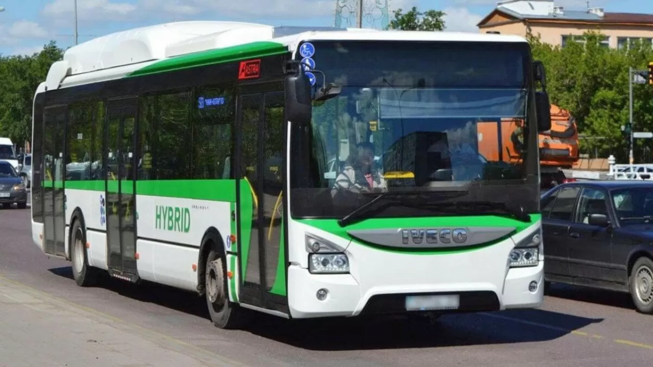 Ж.Қасымбек: Астанада қоғамдық көліктер жаңартылып, 8 жаңа қалалық маршрут іске қосылады