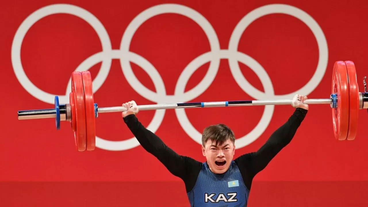 Тяжелоатлет Игорь Сон дисквалифицирован на 8 лет за допинг