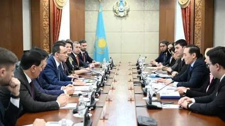 Сенат төрағасы ҚХА құрылымдарының басшыларымен кездесті