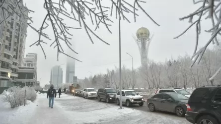 Штормовое предупреждение объявлено в Астане и десяти регионах Казахстана