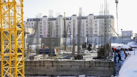 Жеңіс Қасымбек: Құрылысы ұзаққа созылған 30-дан аса тұрғын үй кешенін аяқтау міндеті тұр