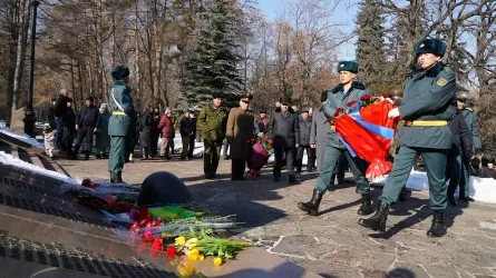 Память казахстанцев, не вернувшихся из Афганистана, почтили в Алматы