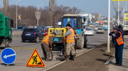 В Алматы ямочный ремонт дорог начнется раньше обычного