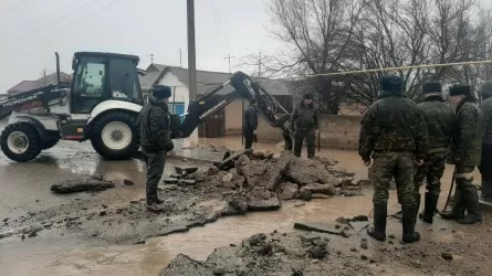 Потопы начались в Туркестанской области из-за непрекращающихся дождей