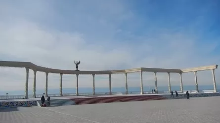 Қаладағы жалғыз амфитеатр опырыла бастады
