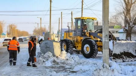 Ақтөбеден 150 мың текше метр қар шығарылды