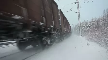 В Казахстане готовят поезда с материалами для борьбы с паводками