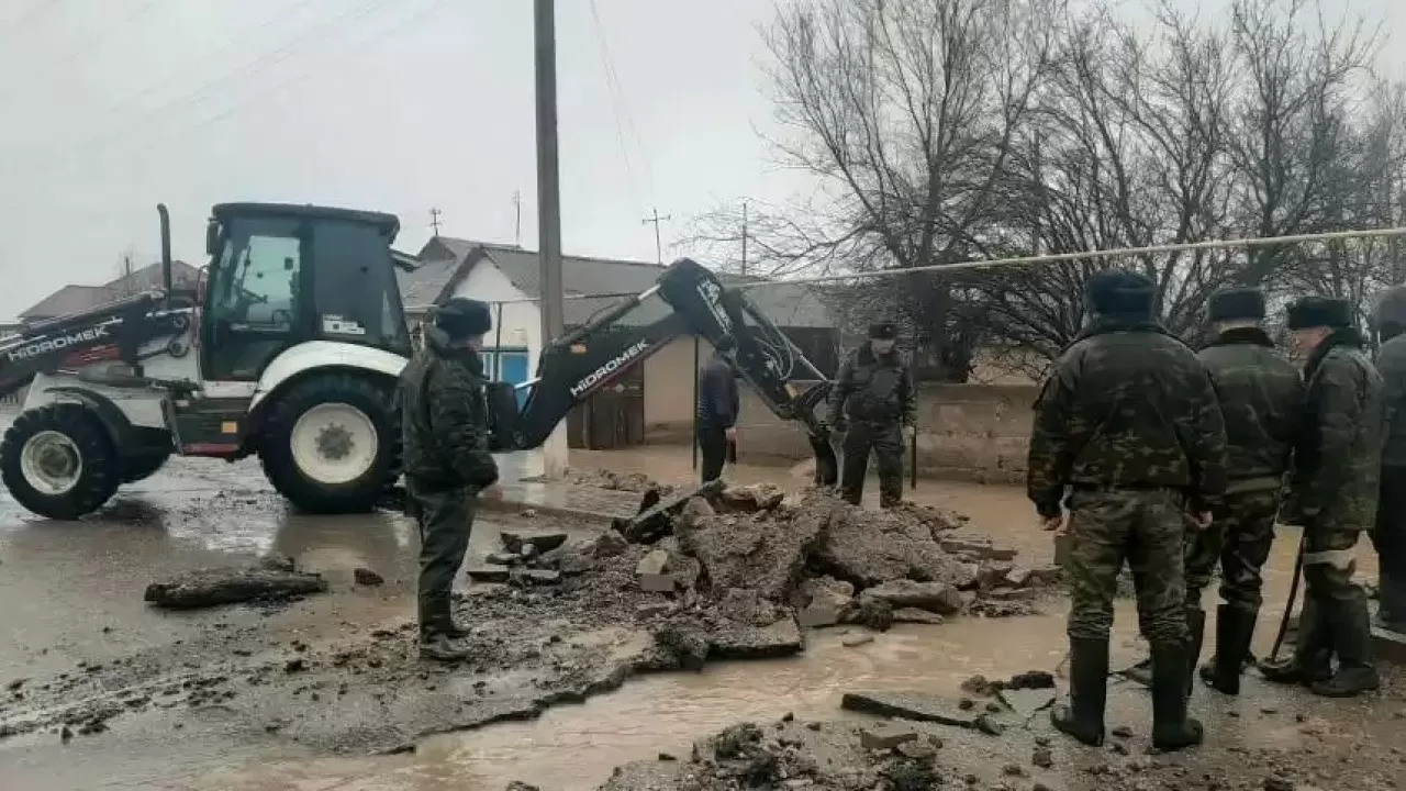 Түркістан облысында су басқан аудандардан 154 адам эвакуацияланды