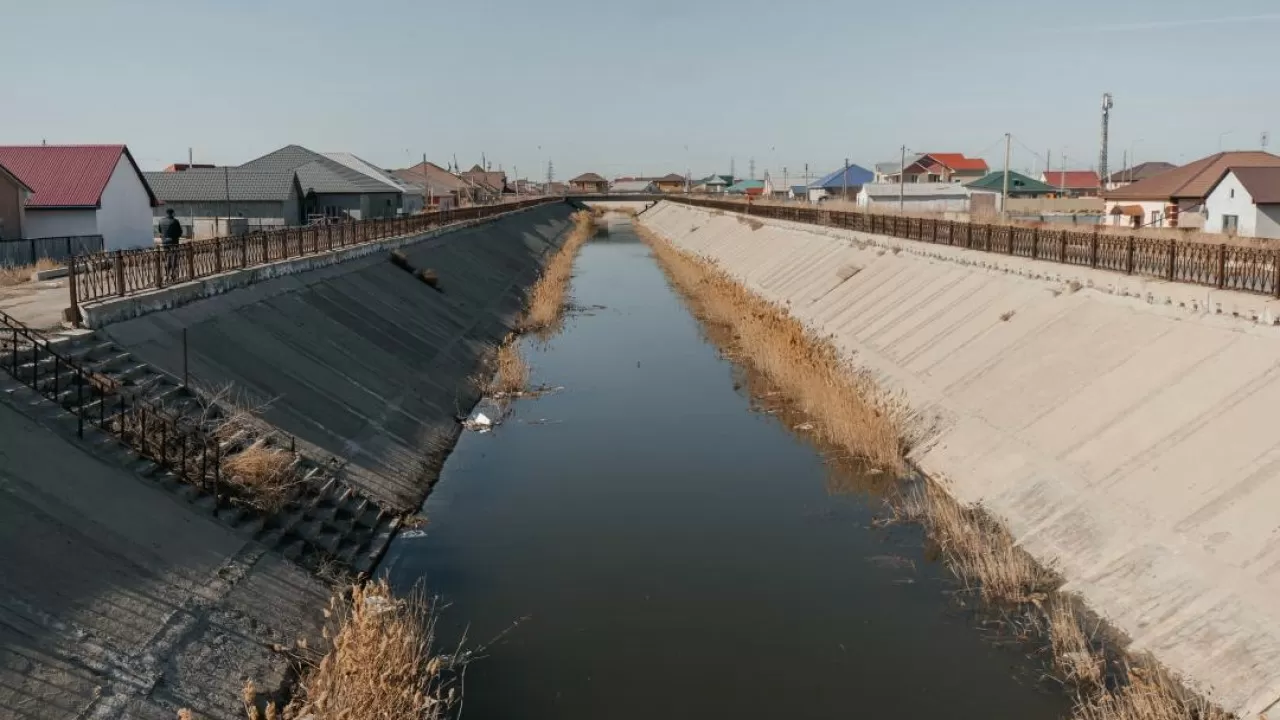 Атыраудағы "Ерік Мостовой" орталық кәріз жүйесіне жеке үйлер қосылады