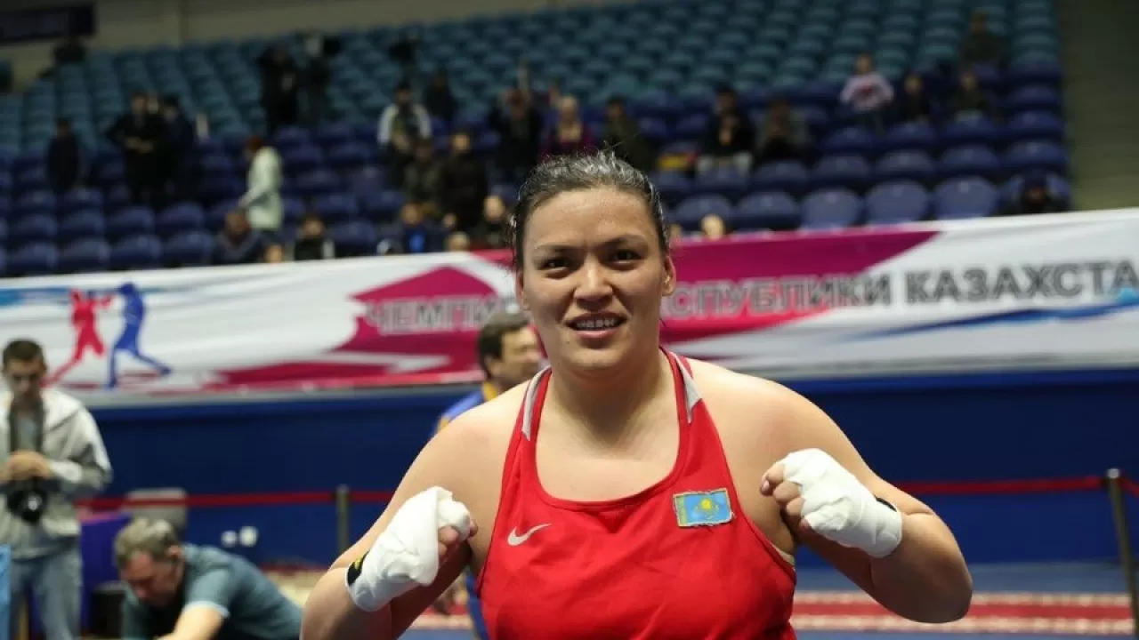 Алты қазақстандық боксшы әлем чемпионатының жартылай финалына шықты