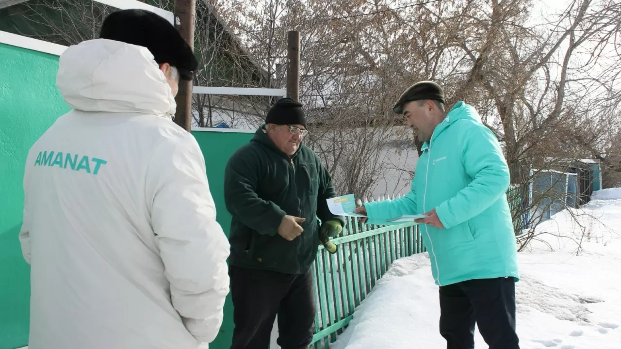 "AMANAT" партиясы сайлауалды штабының мүшелері Ертіс ауданында үгіт-насихат жұмыстарын жүргізді