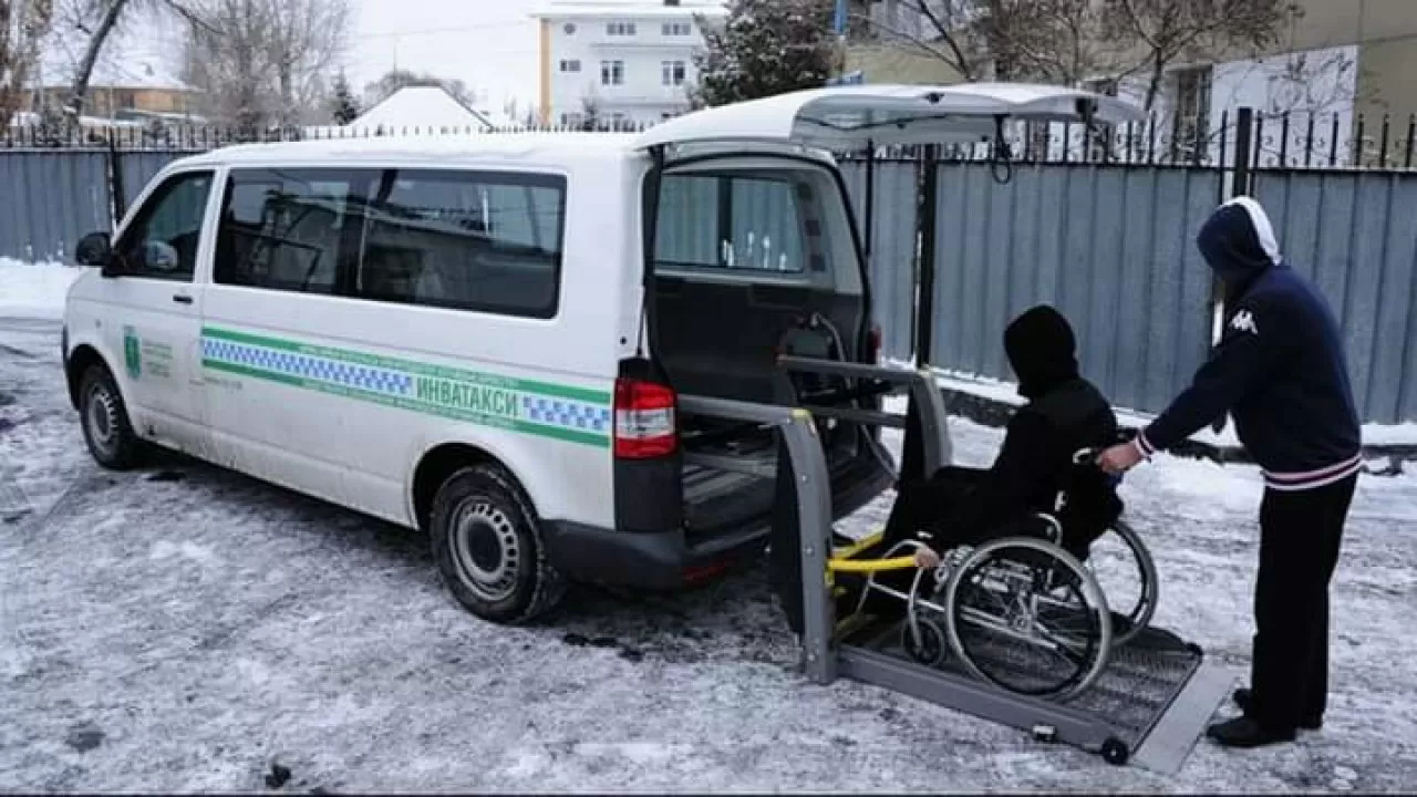 В Костанае инватакси не работает, но есть машина для экстренных случаев