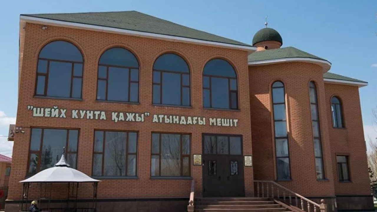 Астанада 13 жерден пышақталған мешіт қызметкерінің қазіргі жағдайы айтылды
