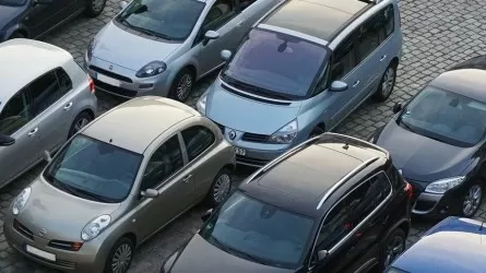 Акимат Астаны начнет больше зарабатывать на платных парковках  