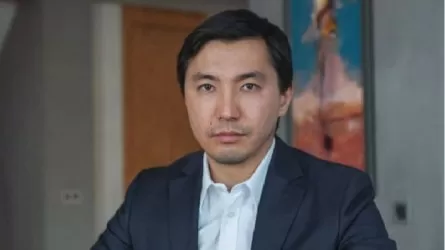 Сот Қайрат Құдайбергенді қамауда ұстау мерзімін тағы бір айға ұзартты