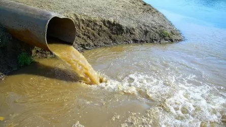 Департамент экологии подтвердил факт загрязнения реки стоками в ВКО