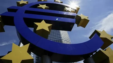 Европейский центробанк понизил прогноз по годовой инфляции 