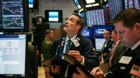 Финансовый сектор утянул американские фондовые индексы вниз