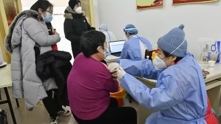 В Китае оценили затраты на вакцинацию населения от COVID-19