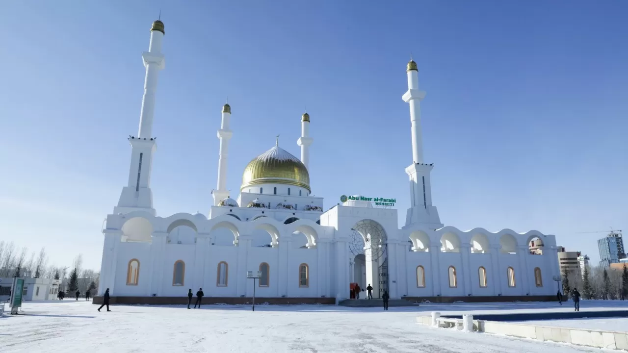 Астанада пышақталған мешіт қызметкерінің жағдайы белгілі болды