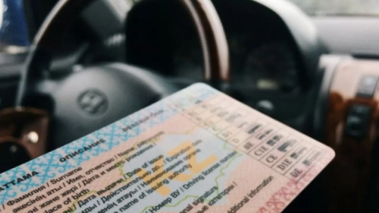 Елордада есірткілік мас күйде жол апатын жасаған жүргізуші ұсталды