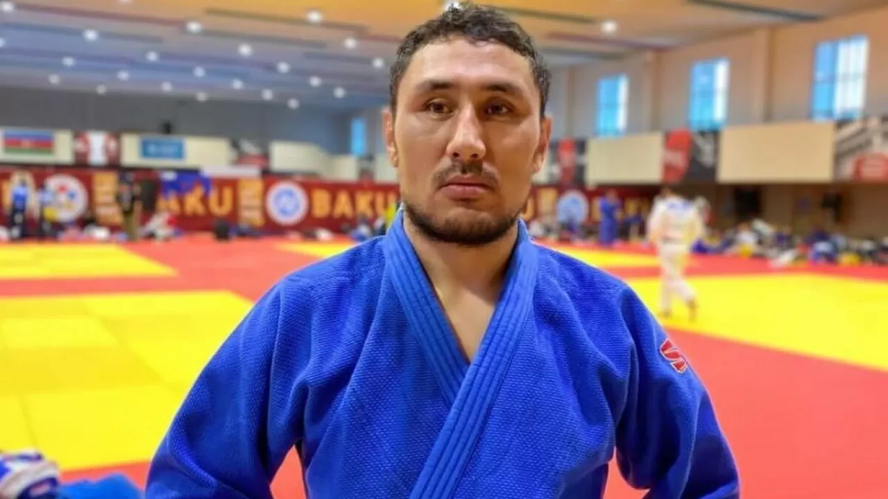Казахстанцы завоевали две золотые медали чемпионата Азии по парадзюдо