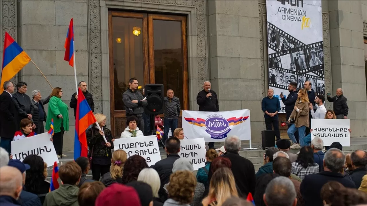 Арменияда үкіметке қарсы митинг өтті