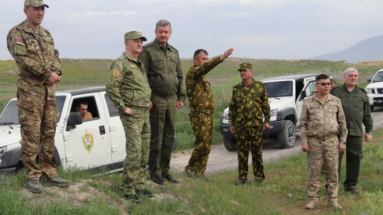 ҰҚШҰ Бас хатшысының орынбасары тәжік-ауған шекарасындағы жағдайды бағалады