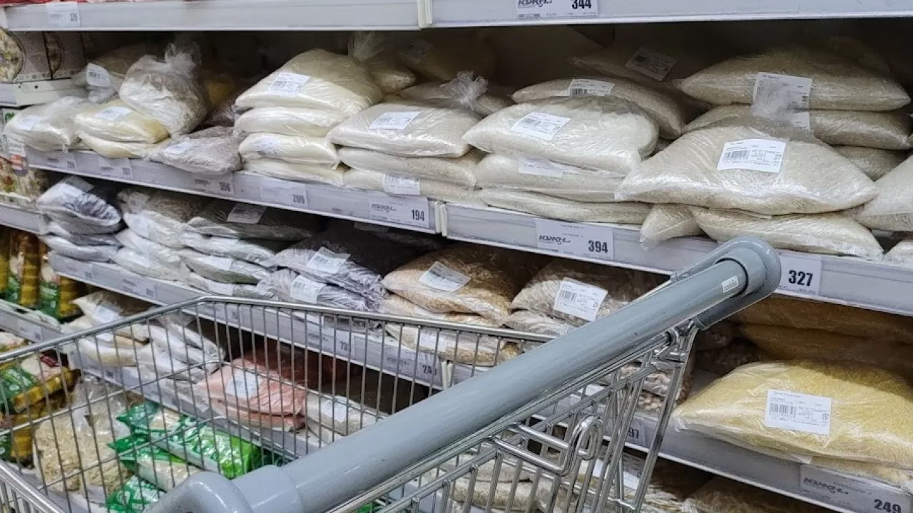 Цены на социально значимые продукты зафиксированы – успокоили в акимате столицы