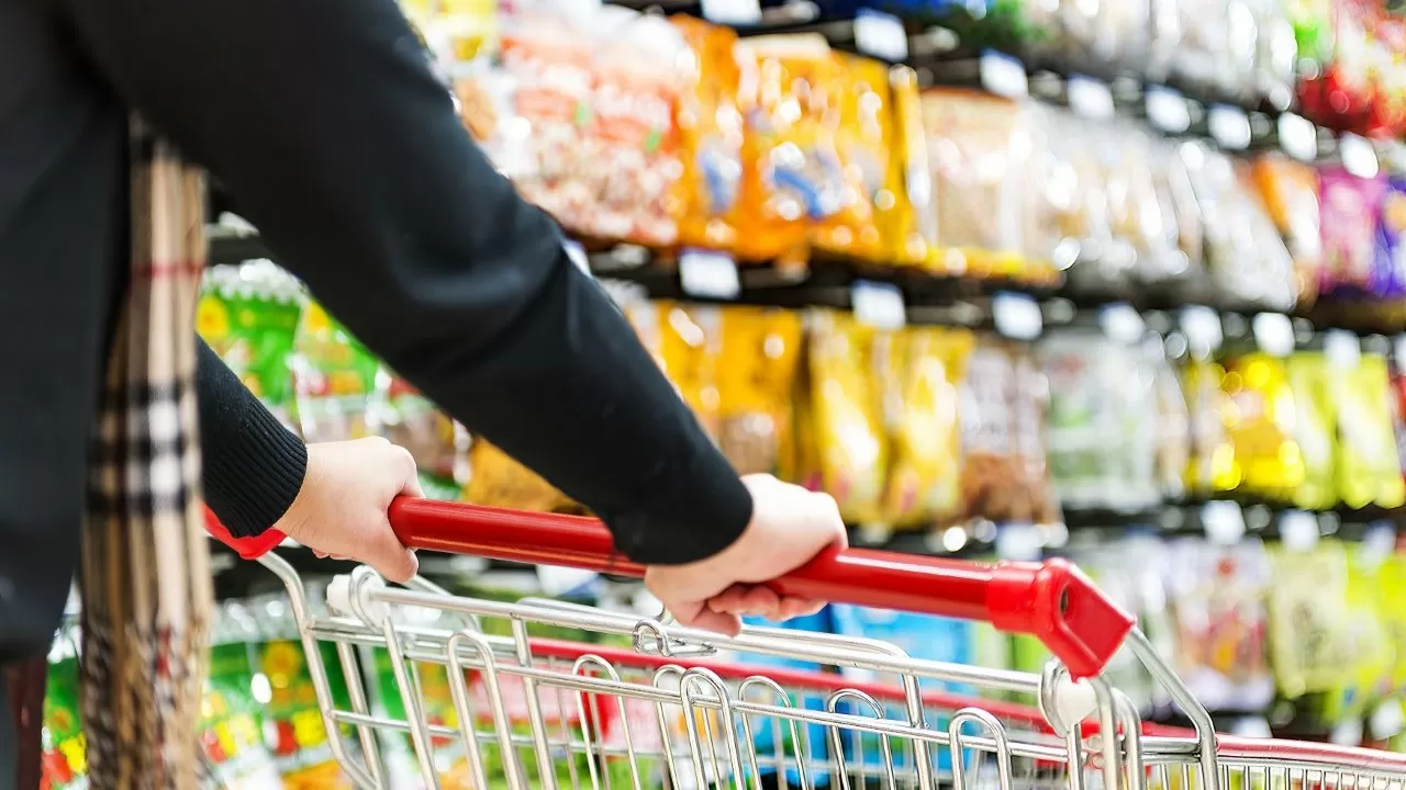 В Казахстане на 12% выросла розничная торговля