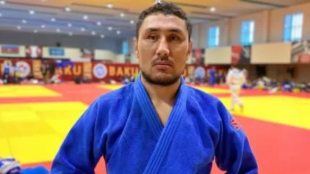 Казахстанцы завоевали две золотые медали чемпионата Азии по парадзюдо