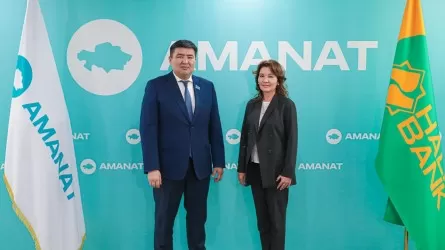 «Қарызсыз қоғам» жобасы: Halyk Bank пен AMANAT партиясы меморандум жасады 